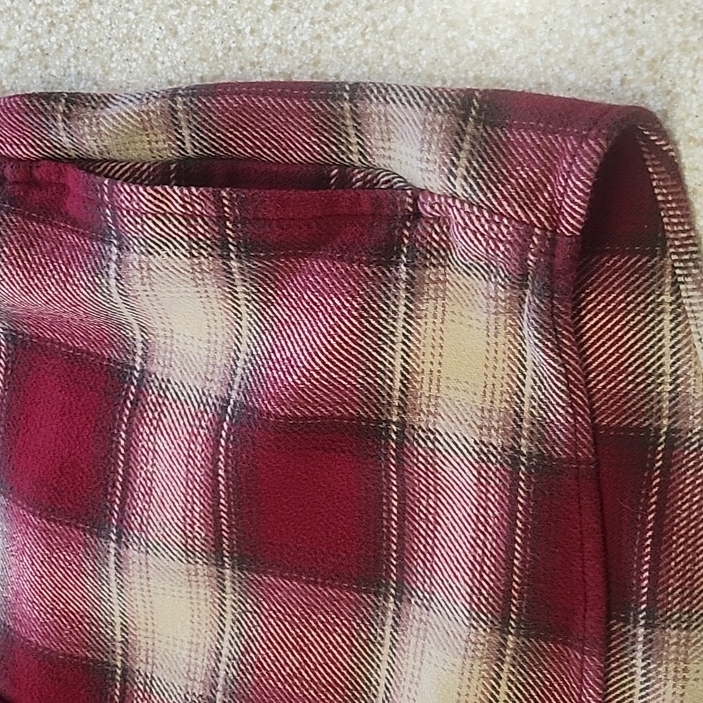 Orvis Men's Heavy Red/ Tan Plaid Flannel Button Down Shirt Size M - Picture 10 of 11